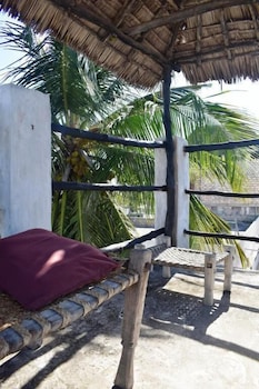 jambo house lamu