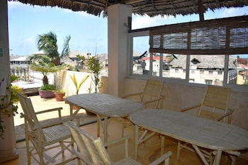 jambo house lamu
