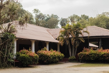 resthouse collective salthouse weligama