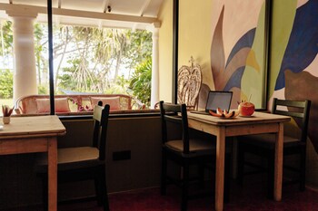 Resthouse Collective Salthouse Weligama,,2 star