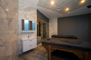 elite world inn istanbul mahmutbey