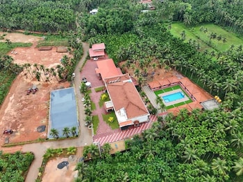 oscar club farmhouse and resorts