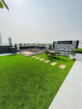 skyline retreat by housiify