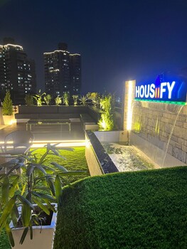 skyline retreat by housiify
