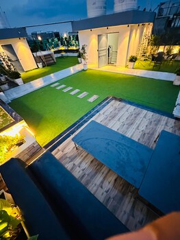 skyline retreat by housiify