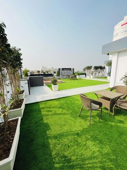 skyline retreat by housiify