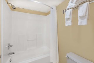 Baymont By Wyndham Sevierville Pigeon Forge,Gatlinburg Airport>>Gatlinburg - Pigeon Forge,3 star