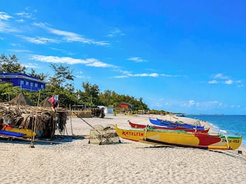 eden beach resort zambales