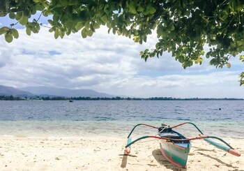 eden beach resort zambales