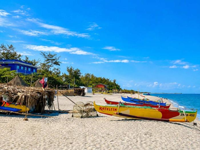 eden beach resort zambales