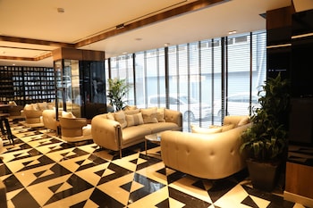pl managed by dedeman