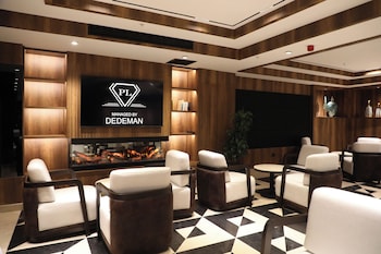 pl managed by dedeman