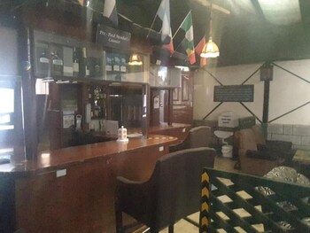 denobase pub and grill milimani