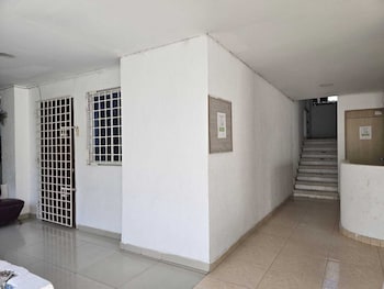 edificio los manglares