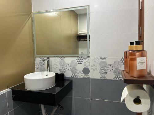minh minh nam 3 hotel