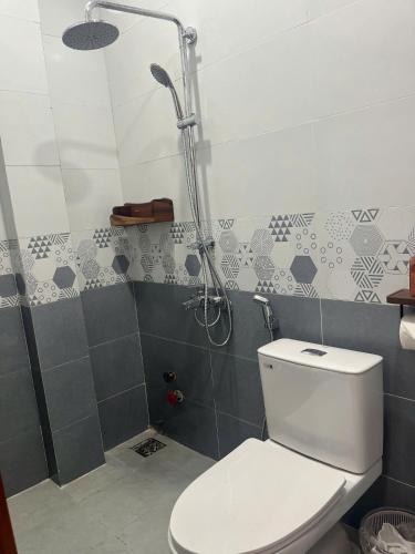 minh minh nam 3 hotel