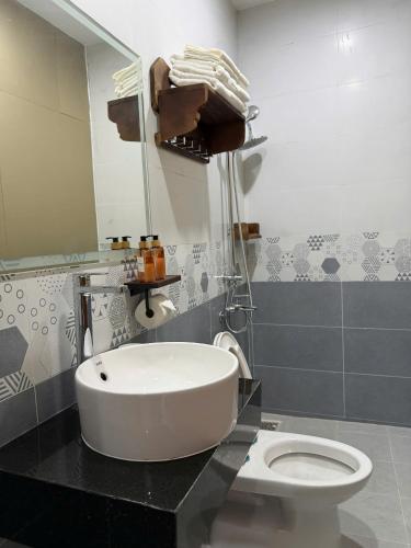 minh minh nam 3 hotel