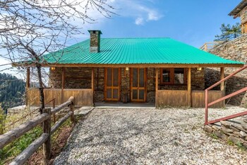 elivaas silvana 3 bhk cottage