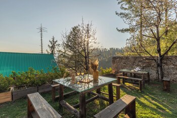elivaas silvana 3 bhk cottage