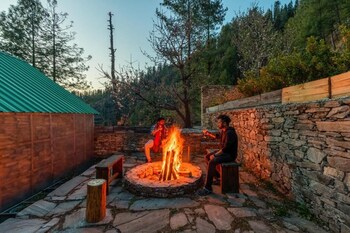 elivaas silvana 3 bhk cottage