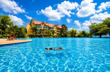 lakeshore villas at club balai isabel