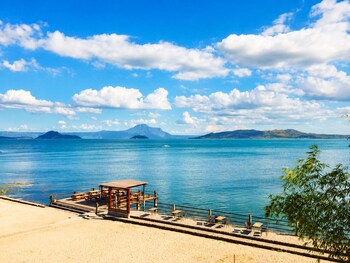 lakeshore villas at club balai isabel