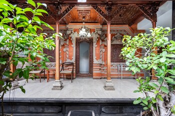 Collection O Dukuh Segara Guest House,,3 star