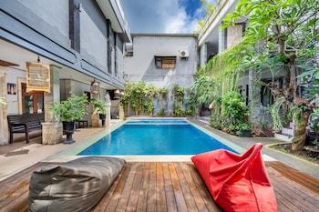 collection o dukuh segara guest house