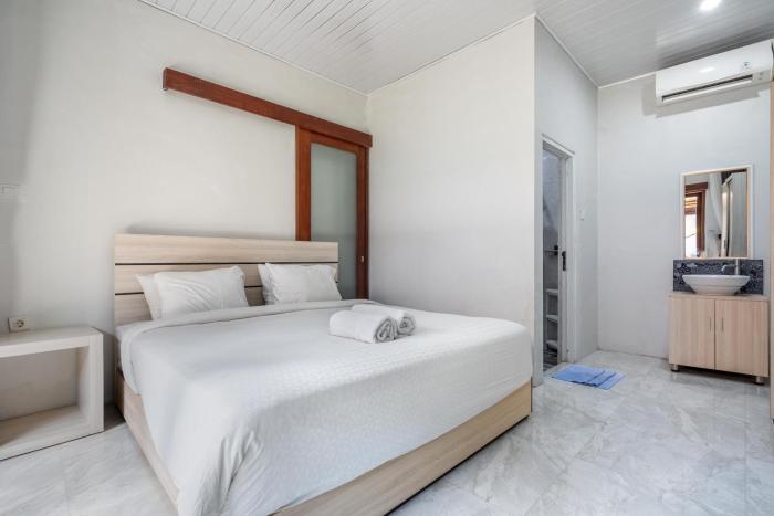collection o dukuh segara guest house