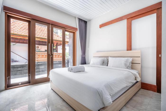 collection o dukuh segara guest house
