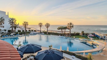 Monicca Collection Oura View Suites,,3 star