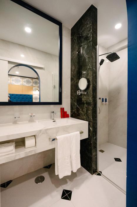 monicca collection oura view suites