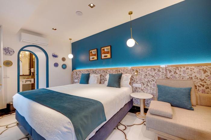 monicca collection oura view suites