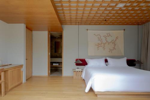 wake medellin a member of design hotels