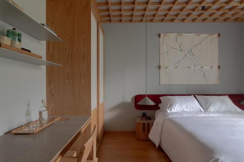 wake medellin a member of design hotels