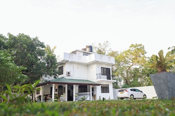 yala elegant hotel