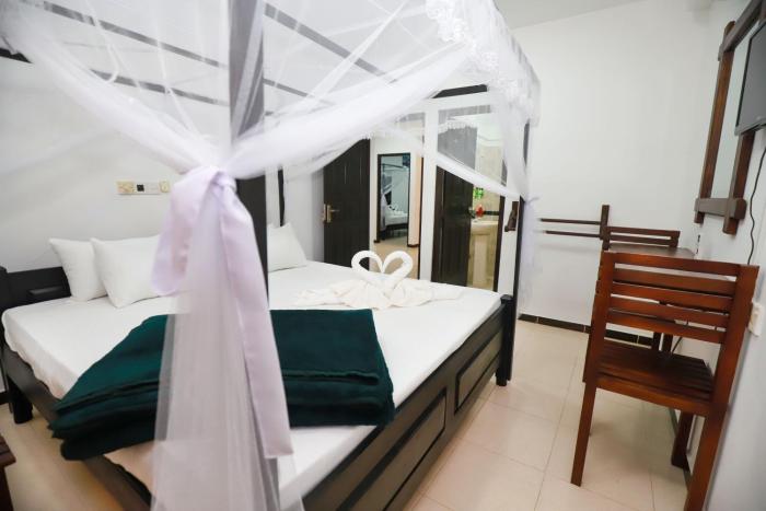 yala elegant hotel