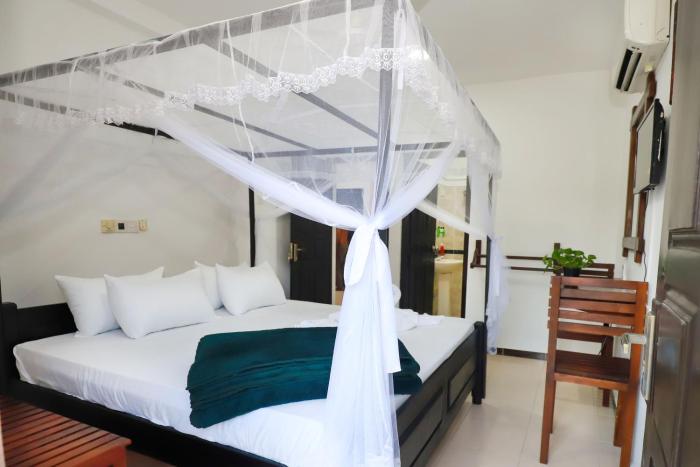 yala elegant hotel