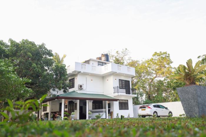 yala elegant hotel