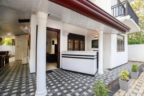 yala elegant hotel