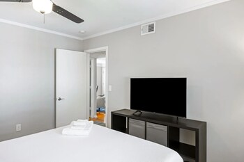 brookwood courtyard by bca furnished apartments bcc2b 11 k