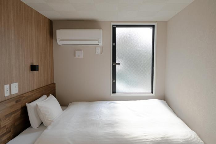 hotel cradle cabin tanashi