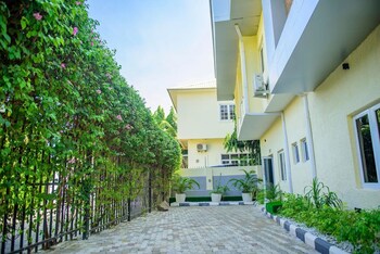 jrc chariot hotel