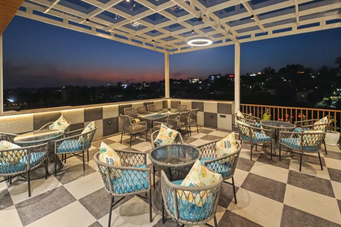 four leaf hotel dehradun