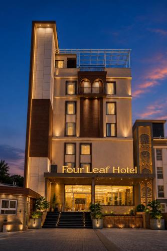 four leaf hotel dehradun