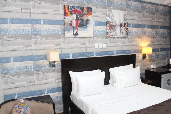 the regal boutique hotel