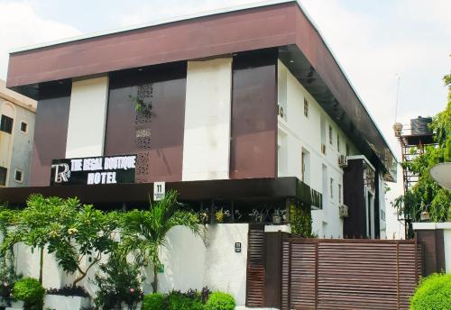 the regal boutique hotel