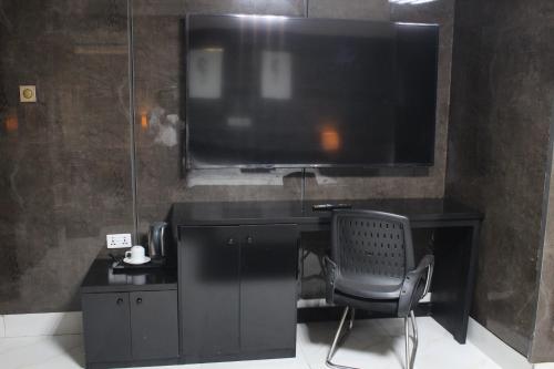 the regal boutique hotel