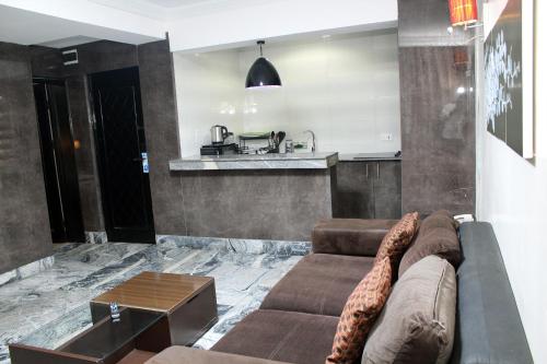 the regal boutique hotel