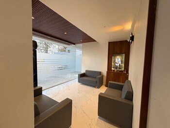 sindu executive lodging